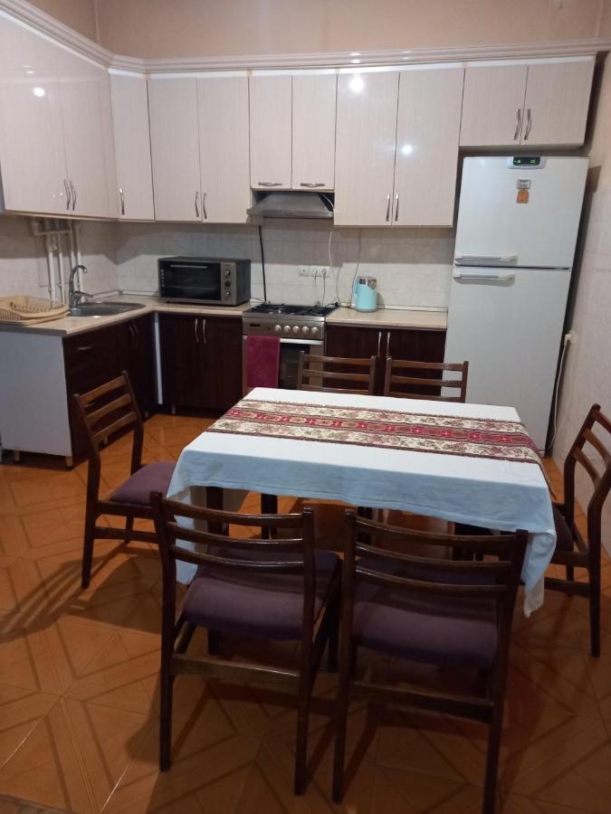 Guest House Saman Garni Buitenkant foto