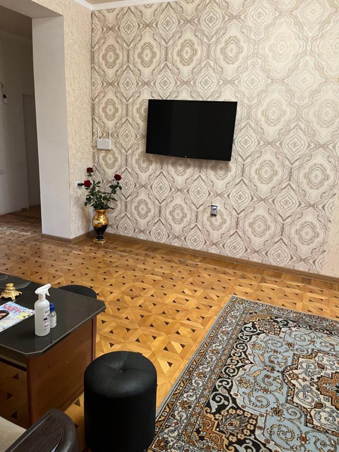 Guest House Saman Garni Buitenkant foto