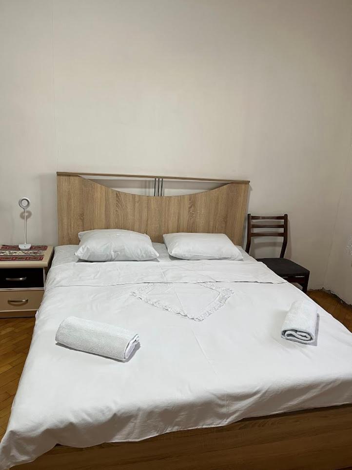 Guest House Saman Garni Buitenkant foto